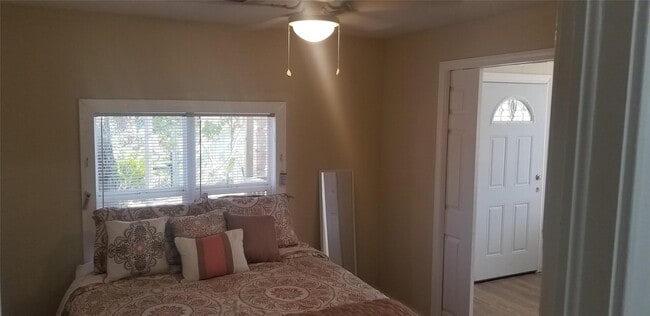 Photo - 4418 Avenue P 1/2