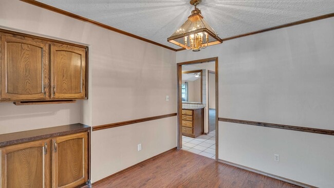 Photo - 3 Bed | 2 Bath | Broken Arrow
