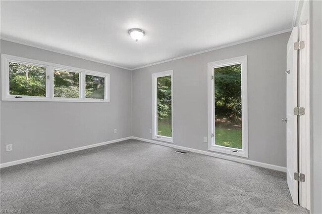 Photo - 1142 Kendall Mill Rd