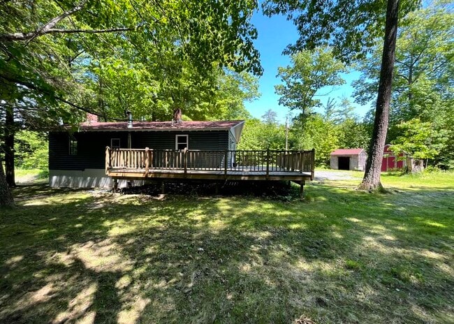 Building Photo - 118 Town Farm Rd Rental