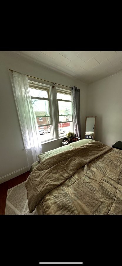 Photo - 981 Albany Ave