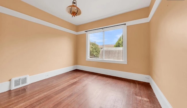 Photo - 41 Ridgewood Ave