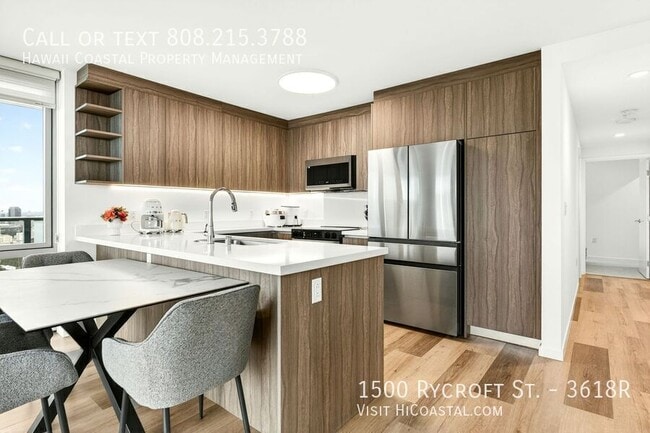 Building Photo - 1500 Rycroft St