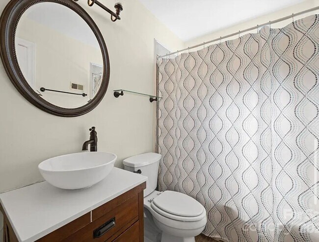 Photo - 216 Sylvania Ave