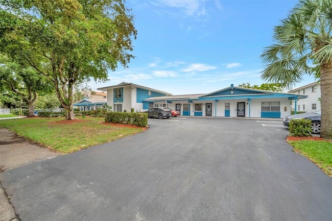 Photo - 11640 NW 39th St Unit 8