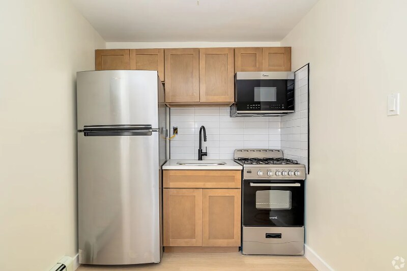 Photo - 921 Tyson Ave Apartment Unit A101