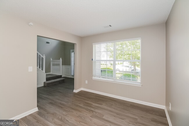 Photo - 6462 Dekeon Dr