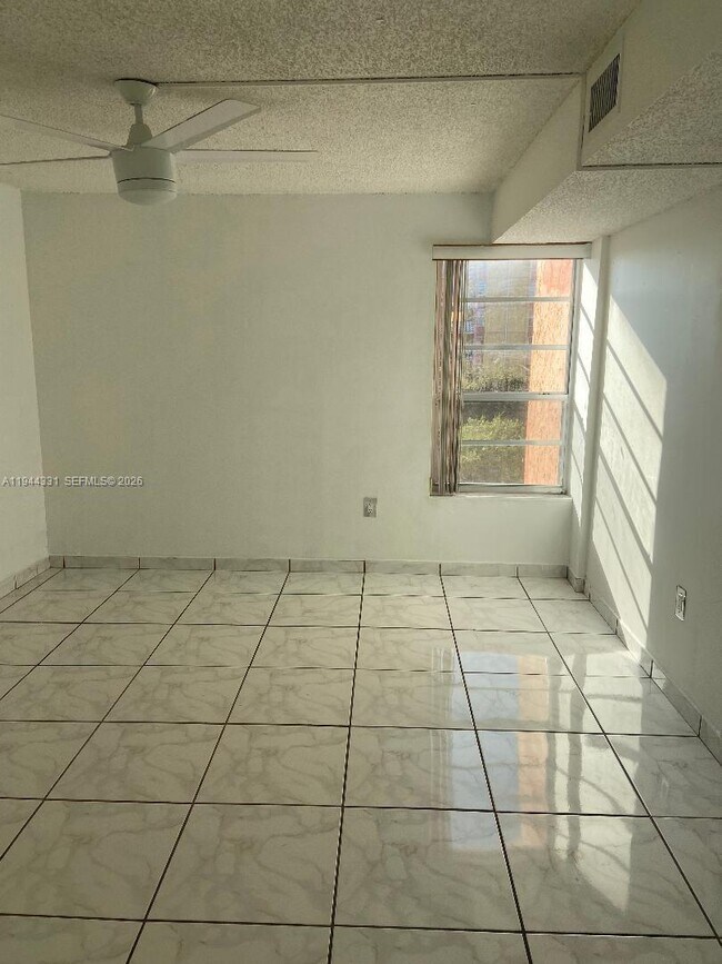 Photo - 4717 NW 7th St Unit 503-10