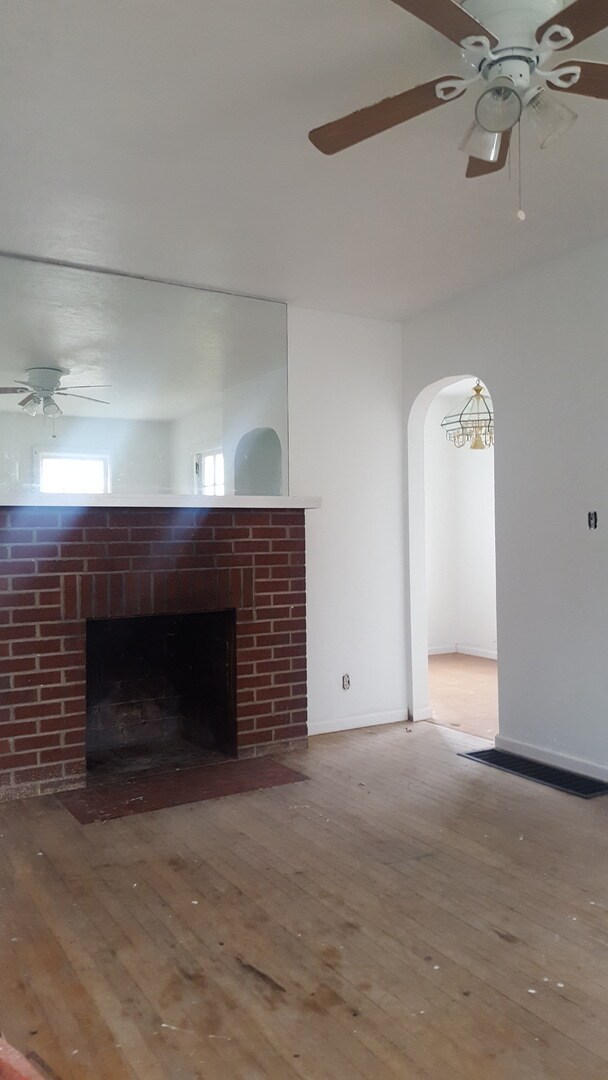 Photo - Charming Single family home Central location