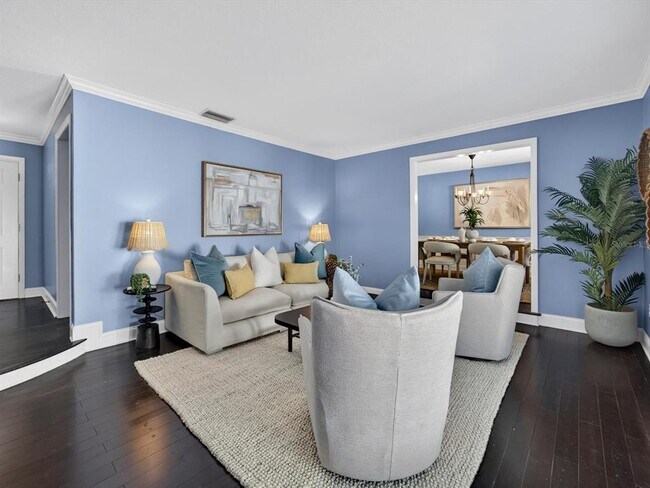 Photo - 333 Cornwall Rd