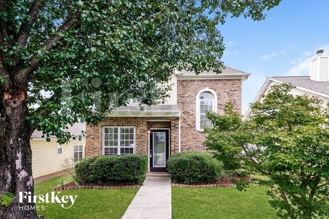 Photo - 140 Warwick Cir