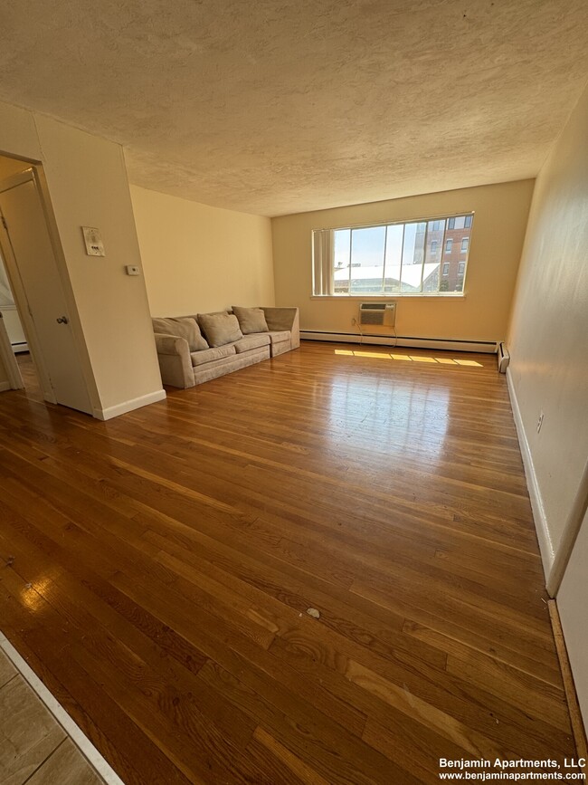 Photo - 65 Gardner St Condo Unit 1