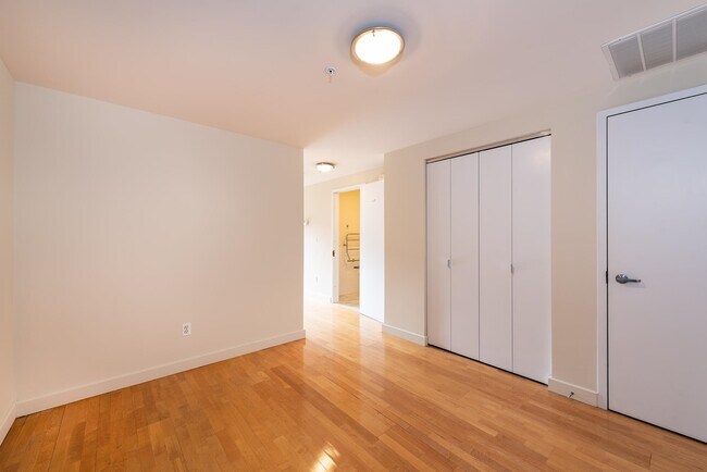 Photo - 222 Montgomery St Unit 2F