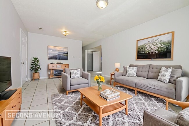 Photo - 2833 Kensington Ave