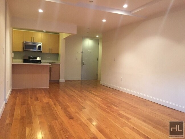 Photo - 3030 Middletown Rd Unit 5C