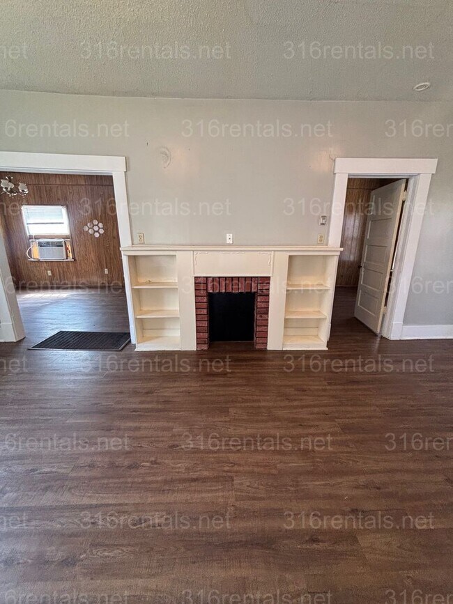 Photo - Three bedroom one bath freshly painted house available NOW!