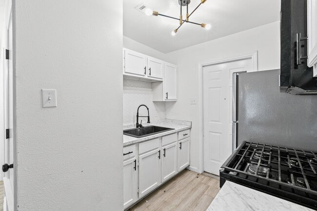 Photo - 3038 Weir Ave Unit 3040 Weir Ave