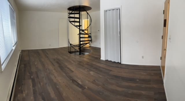Building Photo - 1124 E Benton St Unit 1124