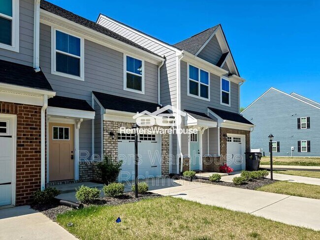 Photo - 823 Taylor Grn Wy