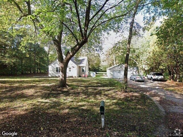 Building Photo - 7033 Lakeview Dr Rental