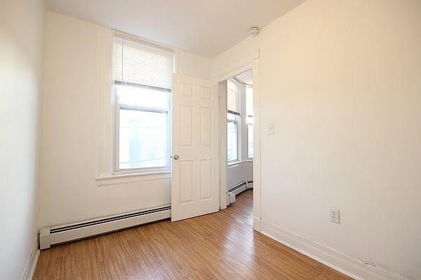 Photo - 70 Zabriskie St