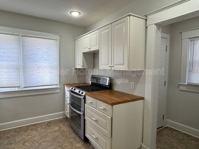 Photo - 1526 Bellefontaine St