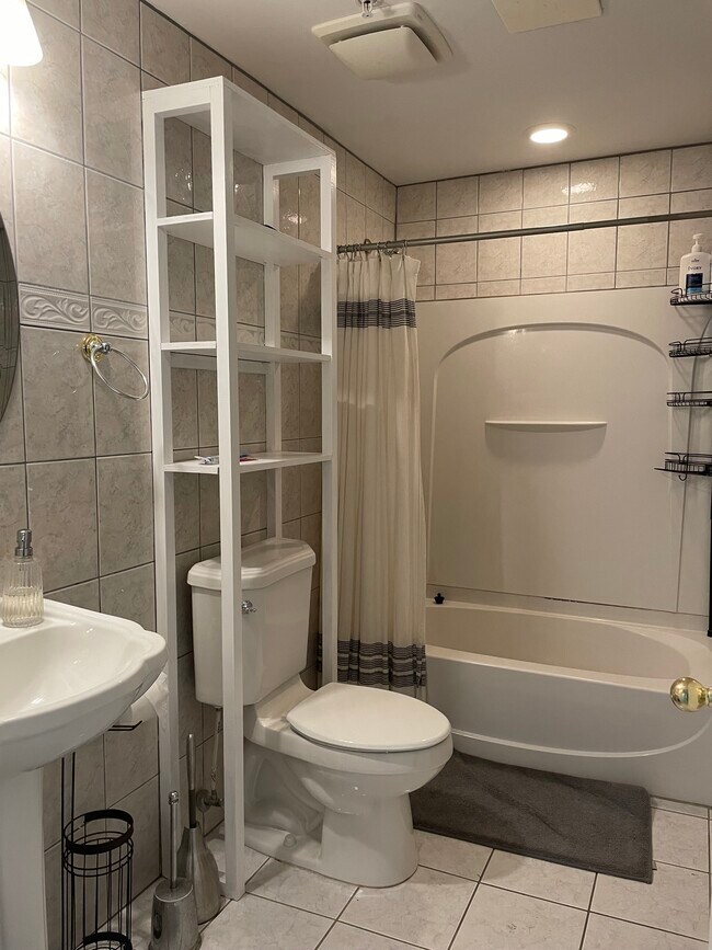 10801 Glenshire Dr Rental House Rental in Glenn Dale, MD