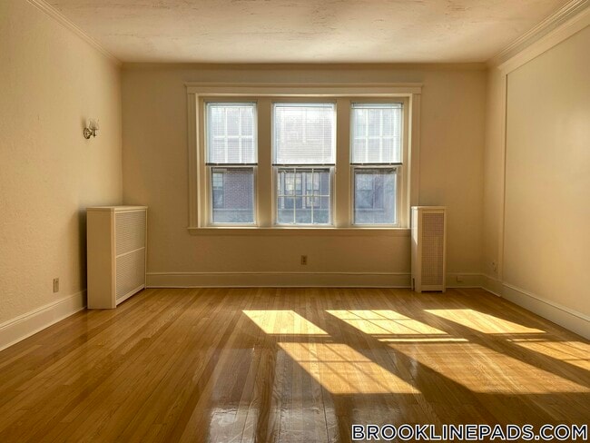 Photo - 20 Alton Pl Unit 4