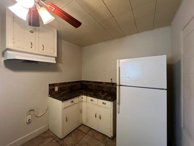 Photo - 2727 Lasker Ave