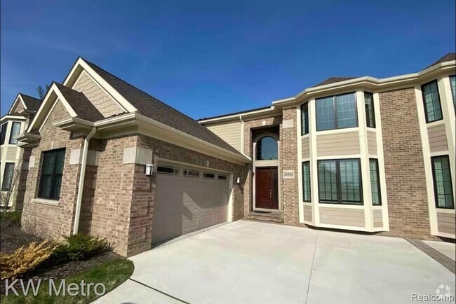 Building Photo - 20282 Beacon Wy Rental