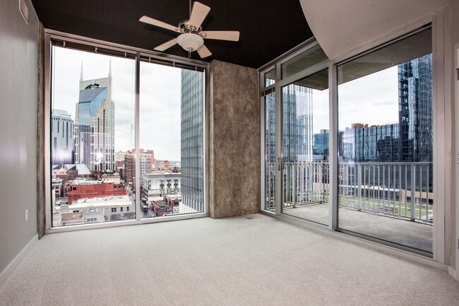 Photo - Stunning Downtown Views From 2BR 2BA Corne...
