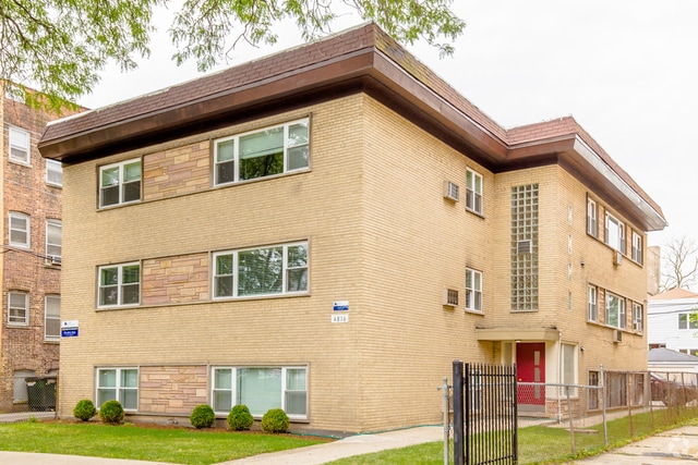 Building Photo - 4816 N Springfield Ave Unit 6 Rental