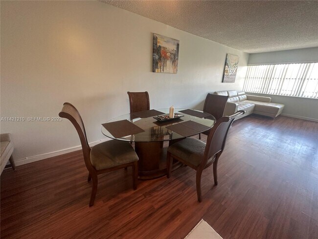 Photo - 401 Golden Isles Dr Unit 603
