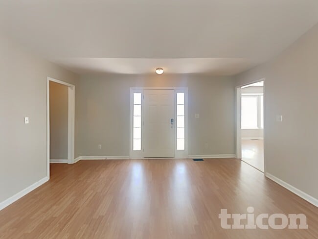 Photo - 51 Bear Oak Dr