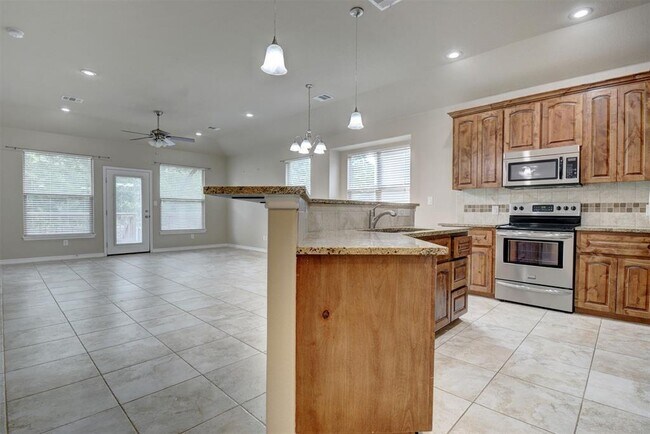 Photo - 129 N Kaupo Dr