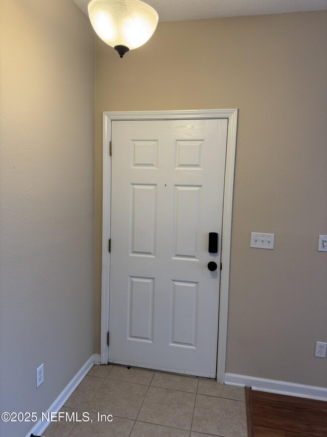 Photo - 575 Oakleaf Plantation Pkwy Unidad 504