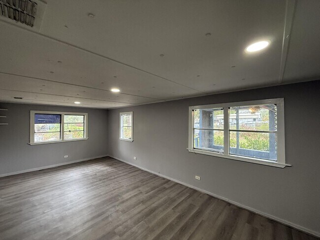 Photo - 54588 Marlee Rd