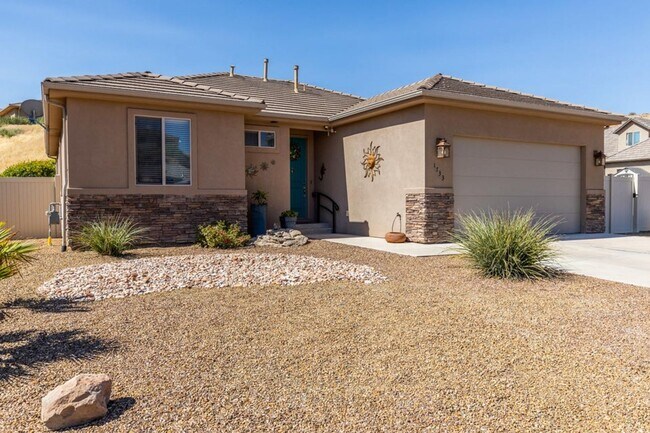 Photo - Beautiful 3 bed 2 bath Home!