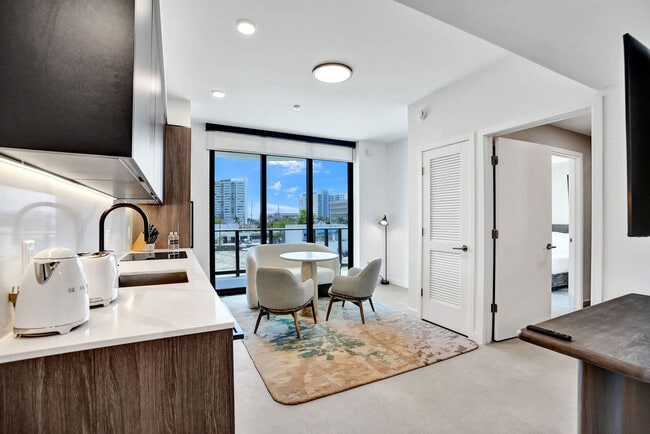 Building Photo - 580 72nd St Unit SI ID1263794P