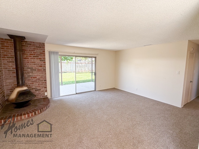 Photo - Homes Management - 3 Bed, 2 Bath San Marcos Home