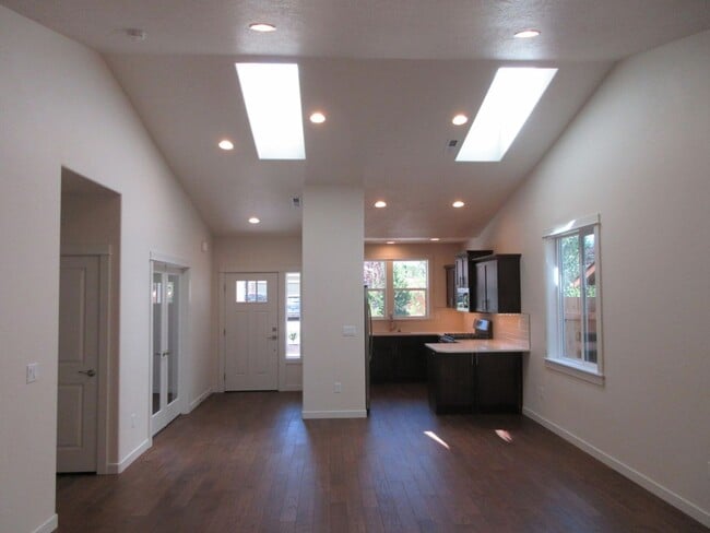 Photo - 2856 Huettl Ln