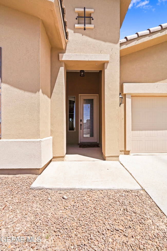 Photo - 12911 Aberdare Dr