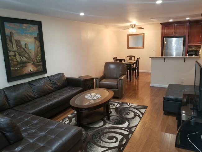 Photo - 4110 Elm Ave Unit 202