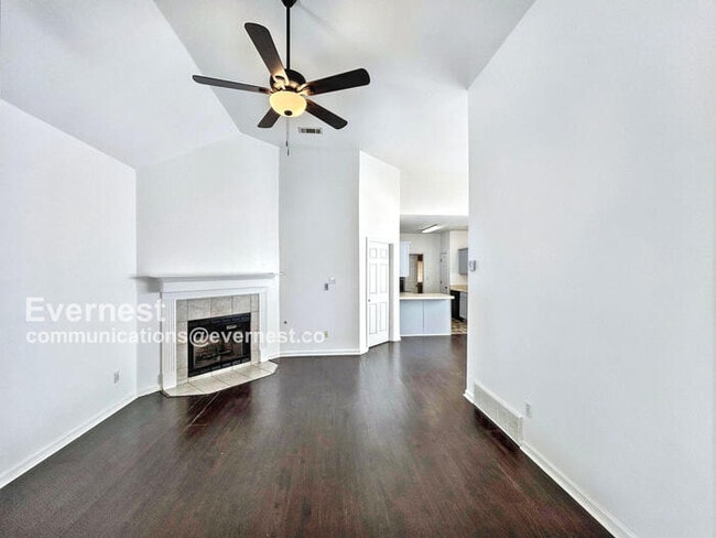 Photo - 1079 River Isle Dr