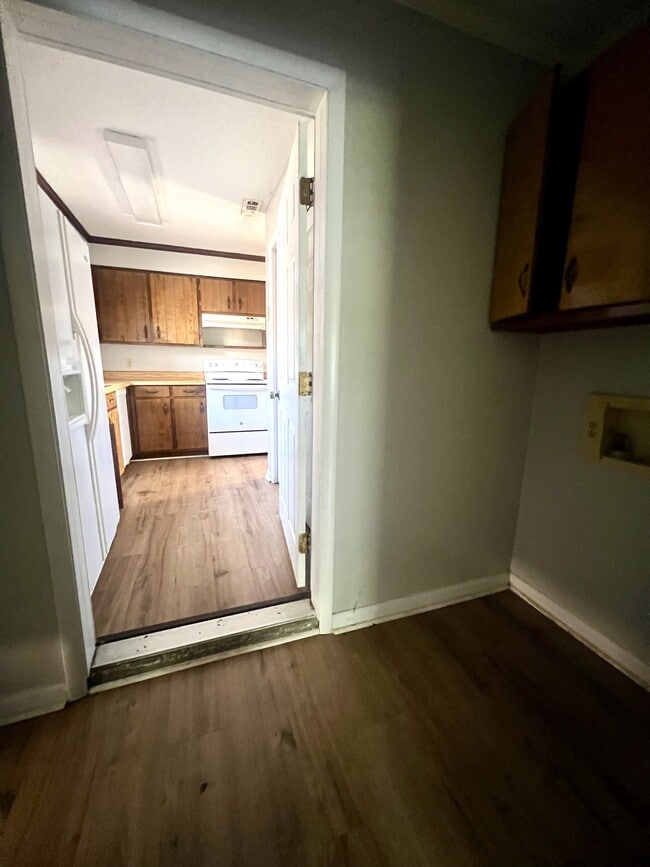 Photo - 2814 Kirkwood Cir