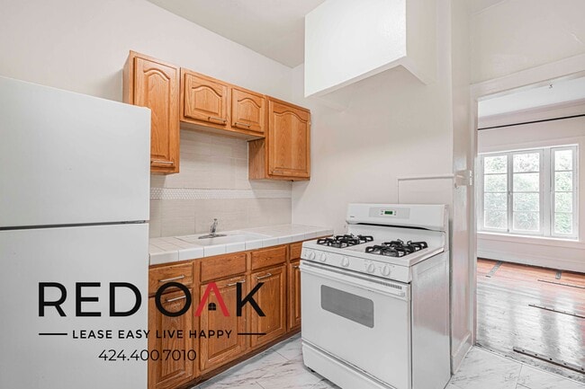 Photo - 532 S Coronado St Unit 312