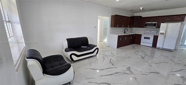 Photo - 12140 SW 218th St