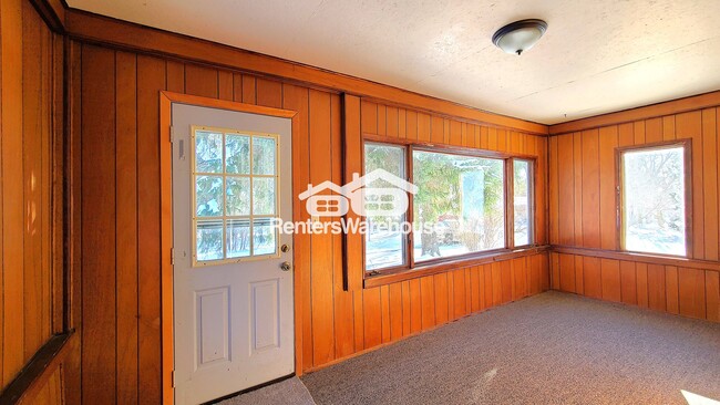 Photo - 115 Mathison St