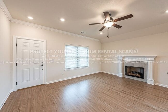 Photo - 142 N Broyles Rd