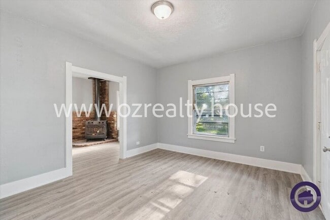 Photo - 24 Tyler St